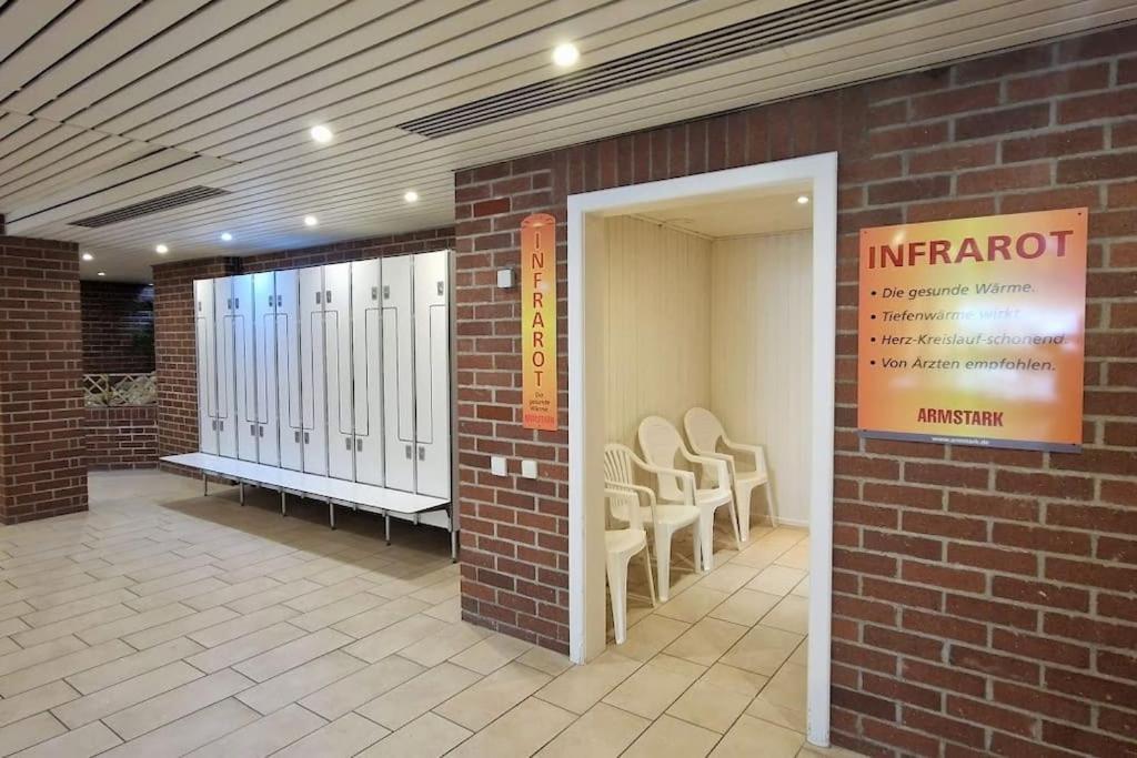 2-Zimmer Wohnung, Pools, Sauna Und Balkon سانكت انجلمار المظهر الخارجي الصورة