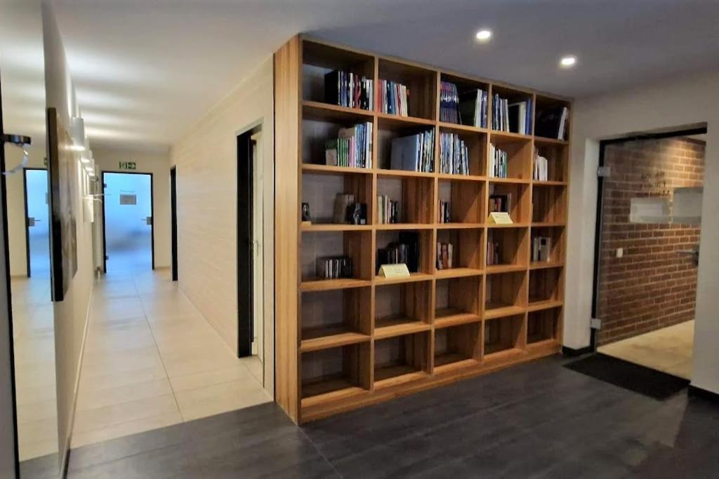 2-Zimmer Wohnung, Pools, Sauna Und Balkon سانكت انجلمار المظهر الخارجي الصورة