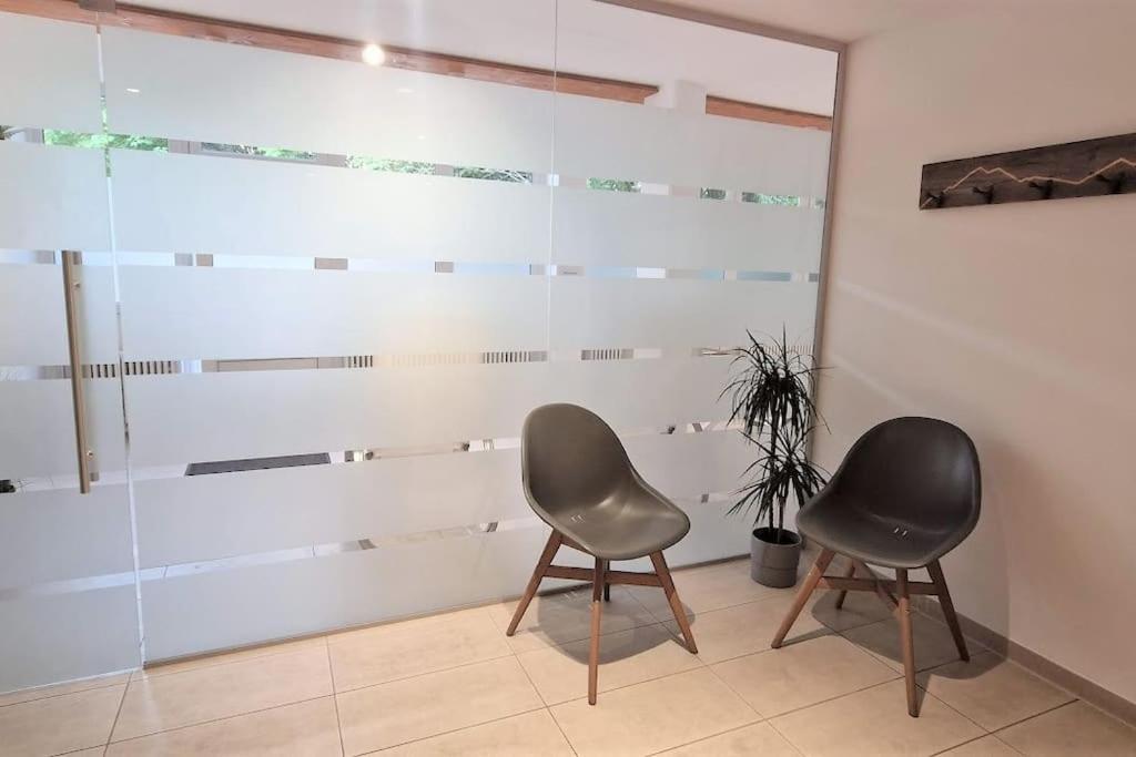2-Zimmer Wohnung, Pools, Sauna Und Balkon سانكت انجلمار المظهر الخارجي الصورة