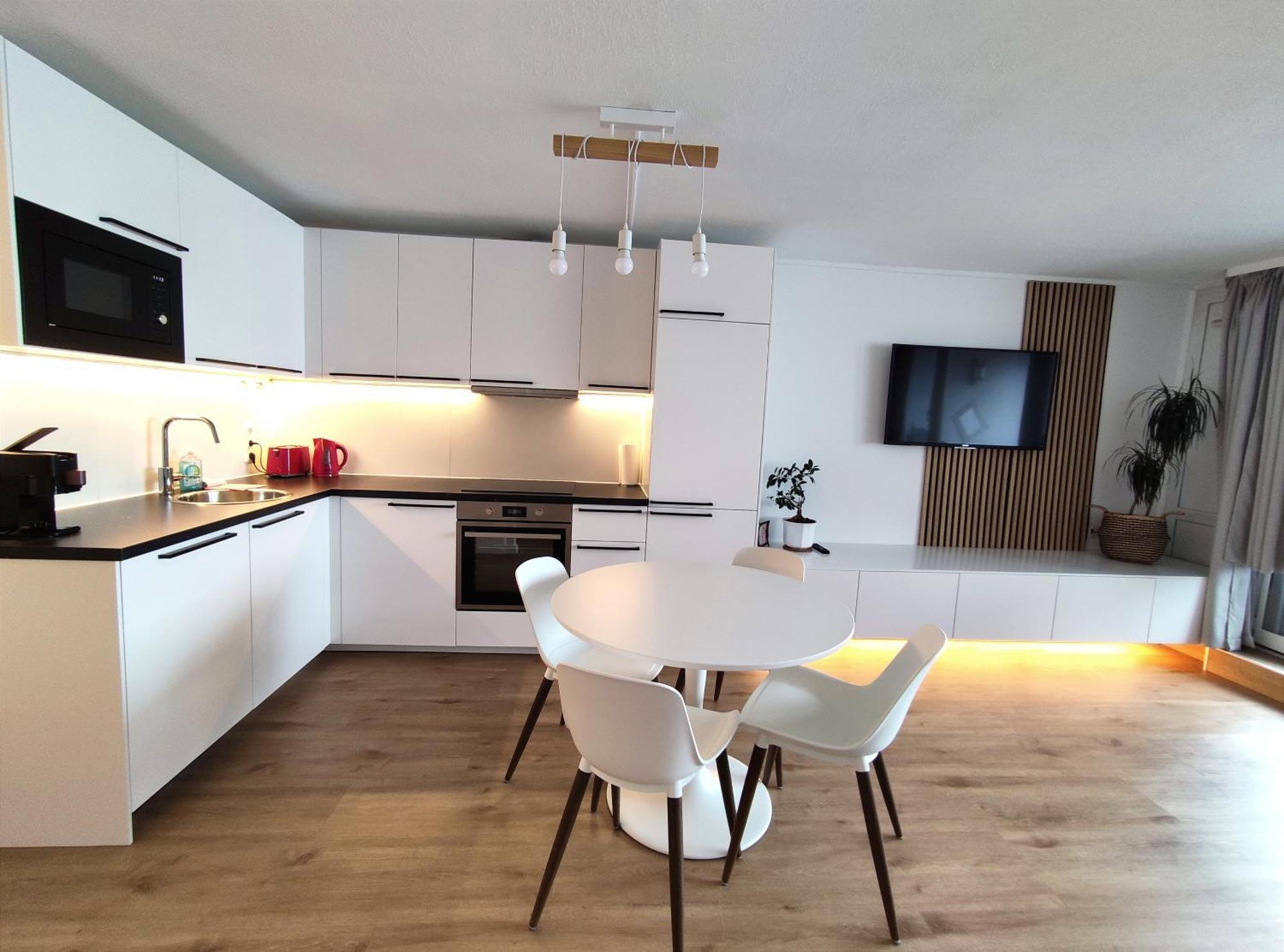 2-Zimmer Wohnung, Pools, Sauna Und Balkon سانكت انجلمار المظهر الخارجي الصورة