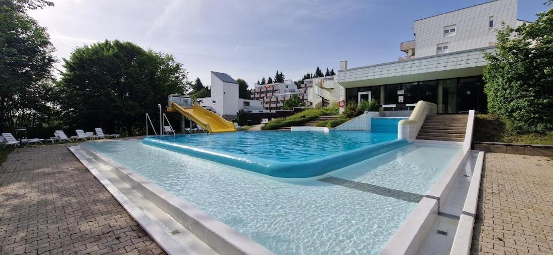 2-Zimmer Wohnung, Pools, Sauna Und Balkon سانكت انجلمار الغرفة الصورة