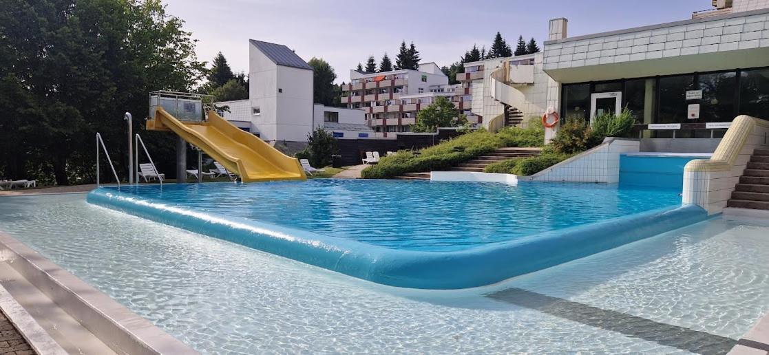 2-Zimmer Wohnung, Pools, Sauna Und Balkon سانكت انجلمار الغرفة الصورة